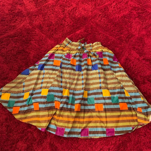 African skirt - Picture 2 of 3